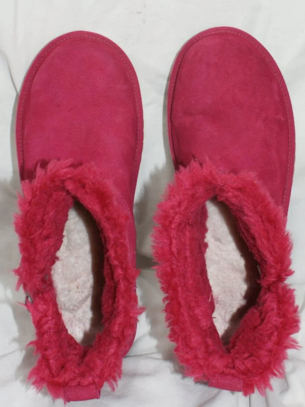 Koolaburra by Ugg Raspberry Pink Short Shearling Boot - SIZE 8 - LIKE NEW